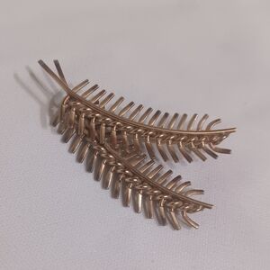 Winard 12 Karat Gold Filled Abstract Fern Leaf Brooch